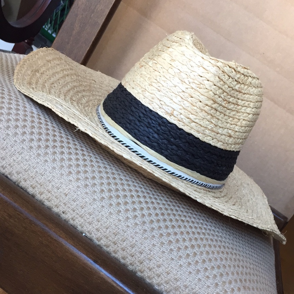 Sun Hat - Picture 9 of 14